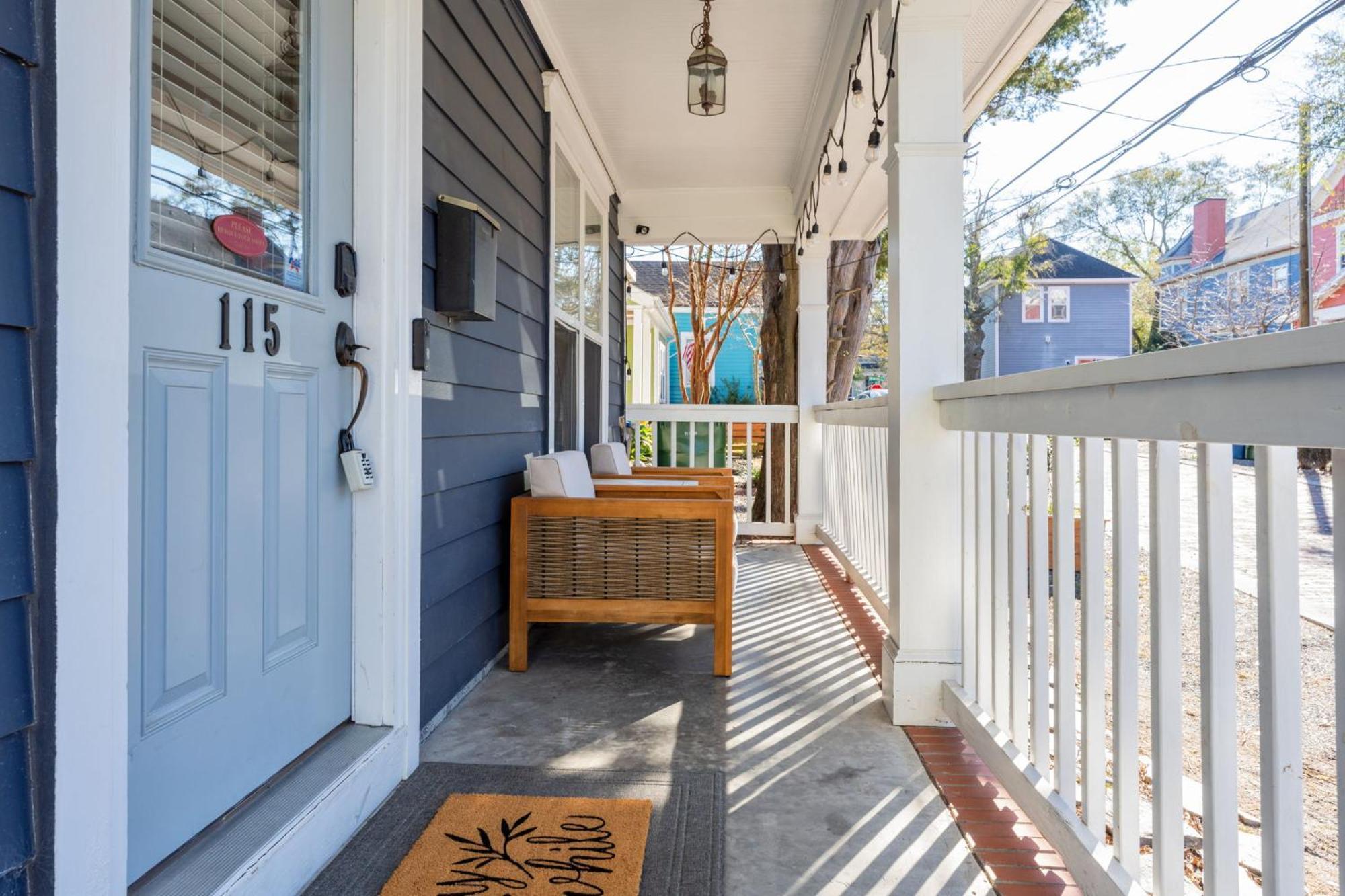 Downtown ~ Pet Friendly Holiday home Wilmington