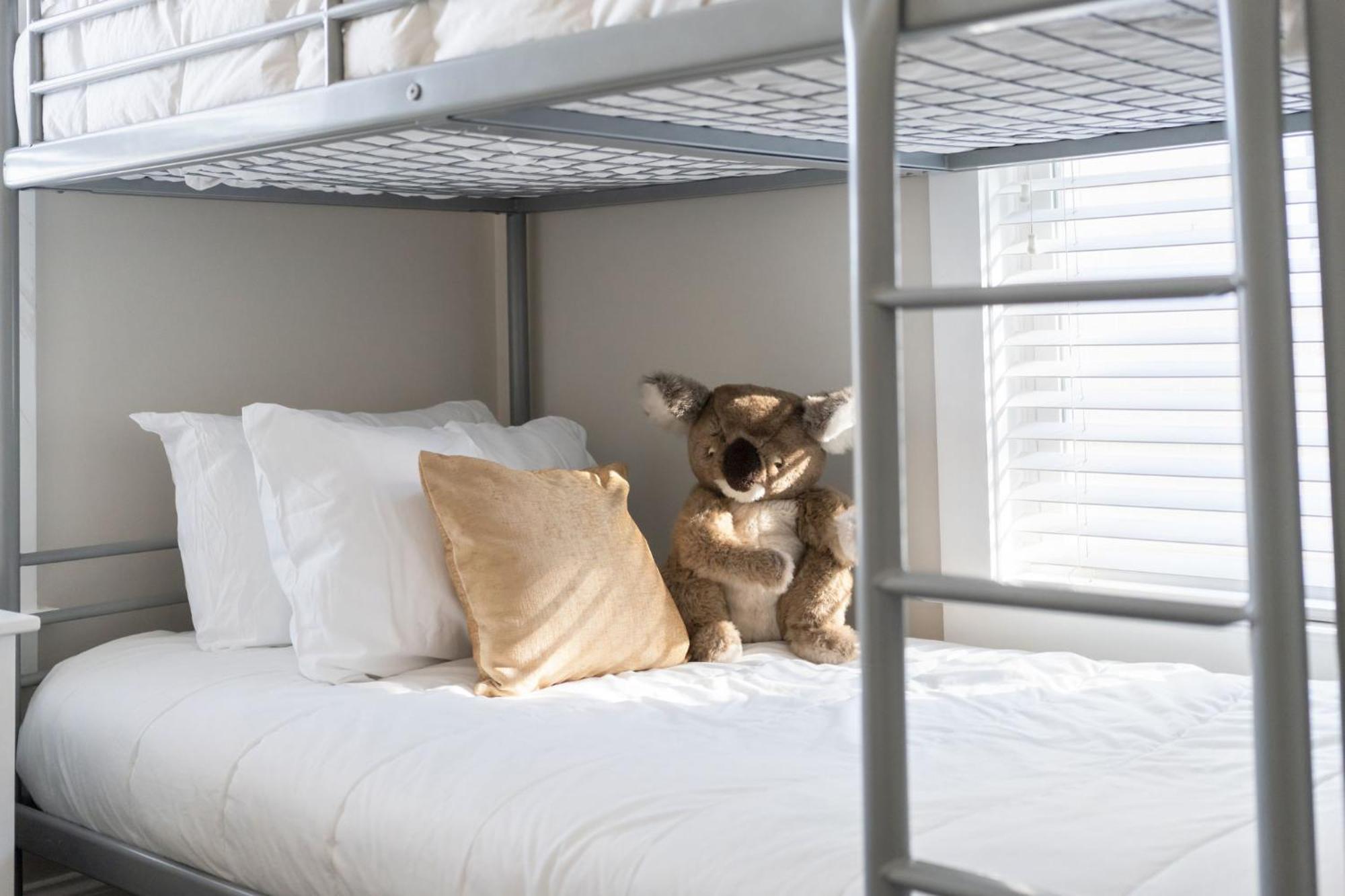 Downtown ~ Pet Friendly Holiday home *